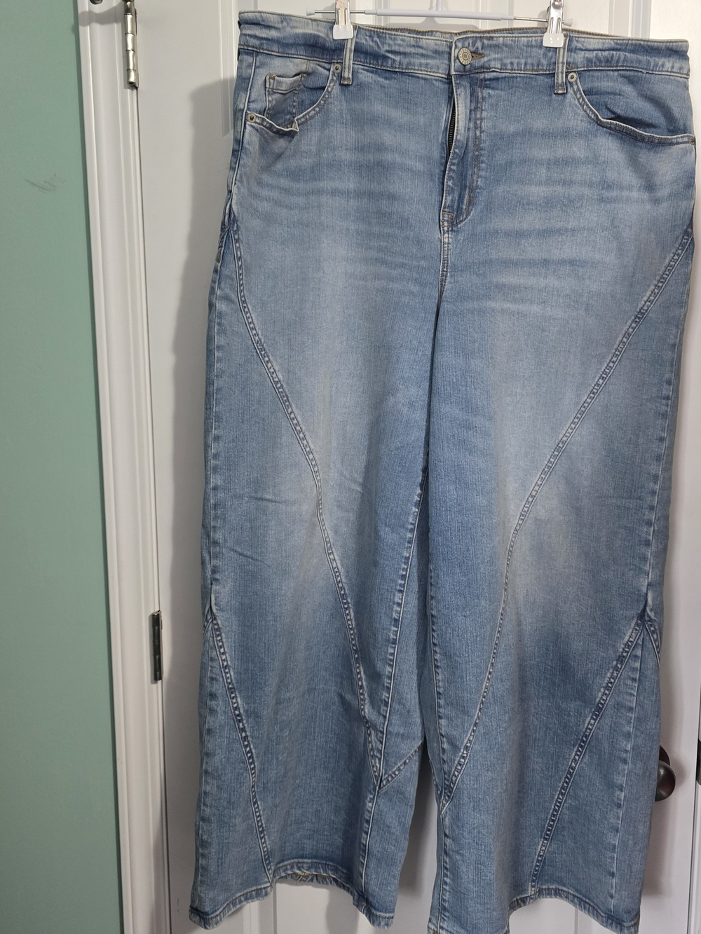 torrid Light Blue Wide-Leg Flare Jeans